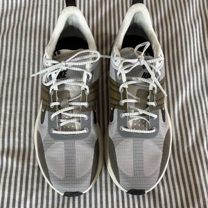 Nike Lunar Roam. Size 10.5